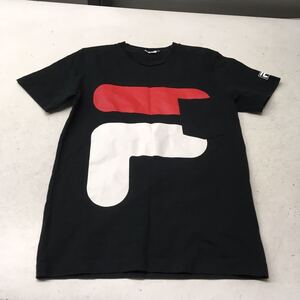 送料無料★FILA フィラ★半袖Tシャツ　トップス★メンズ　Sサイズ★ブラック#50124sj124