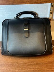 A1112/【中古品】 ARTPHERE ダレスバッグ ショルダーバッグ 2WAY ビジネスバッグ ファッション 黒 ブラック 