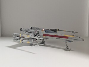 1/72 BANDAI X-wing 駐機状態 オリジナル塗装 スターウォーズ 完成品