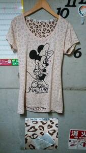 MINNIE Tシャツ　L　ピンク×レオパード　毛玉あり