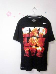 NIKE ナイキ　EXPLOSIVEプリント　半袖Tシャツ　メンズS　黒　ブラック　DRI FIT　スウッシュ　スウォッシュ　ロゴ　ドライ 半T 4875