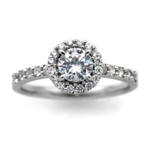 婚約指輪 安い プラチナ ダイヤモンド 0.7カラット 鑑定書付 0.70ct Dカラー SI1クラス 3EXカット GIA