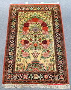 ペルシャ絨毯 クム産 手織り絨毯 size:128cm x 82cm シルク100%