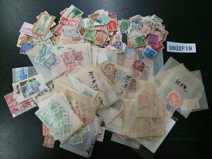 0602F19 日本切手　航空切手　旧小判切手　記念切手　年賀　菊切手など　使用済み　バラまとめ　＊詳細は写真でご確認ください