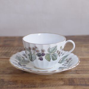 ロイヤルウースター ラビニア ティーカップ ソーサー Royal Worcester Lavinia #240626-3 ヴィンテージ 食器 陶器 イギリス ブラックベリー