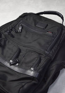 TUMI 26173D2 コンパクト ラップトップ ブリーフパック リュック バックパック 39-11-149