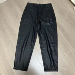 ZARA 黒 レザー風パンツ Sサイズ