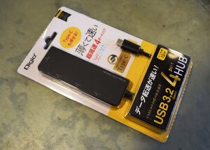 ナカバヤシ USB3.2Gen1 Type-C4ポート変換ハブ　薄くて速い超高速 USB3.2Gen1 UH-C3404BK 未使用//パッケージ＝日焼けあり。