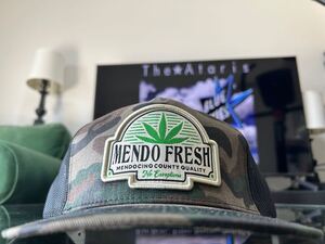 USA カリフォルニア　Mendo Fresh メッシュキャップ　迷彩