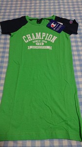 〇175☆未使用・保管品☆Champion☆半袖Tシャツチュニックワンピ　緑紺120