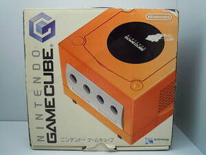 GAME CUBE 本体、説明書、コード類 DOL-001(JAN) オレンジ 通電確認済み 写真に写ってる物のみ