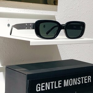 Maison Margiela×Gentle Monster コラボ　マルタンマルジェラ　サングラス　男女兼用　グラサン　ファッション小物　MM6