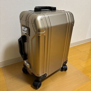 ゼロハリバートン　Geo Aluminum 3.0 | Spinner Carry-On　19inch 31L ブロンズ TSAロック付