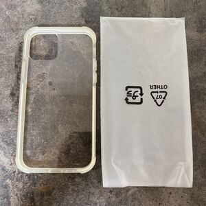 2306111☆【2個まとめ】iPhone12 / iPhone12 Pro ケース ハイブリッドケース 黄ばみなし 衝撃吸収 バンパーカバー クリアバック (ホワイト)