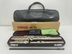 ☆YAMAHA ヤマハフルート YFL211 YFL-211 チューナー/ハードケース/キャリングケース/元箱付き FLUTE 管楽器 吹奏楽 中古品 動作未確認