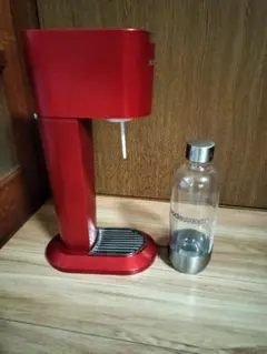 sodastream 炭酸水メーカー レッド ボトル付き