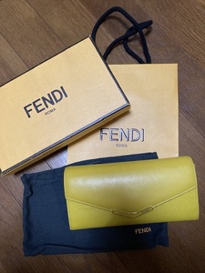 廃盤　FENDI フェンディ　トゥージュール　長財布　黄色 2JOURS イエロー　極美品　ラッキーカラー　ＦＥＮＤＩ　小銭入れ有り　金運