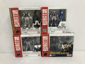 ROBOT魂 機動戦士ガンダム フィギュア4点 ※外箱ダメージ 現状品 ジャンク品 sygd078860