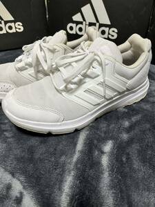 ①アディダス☆adidas☆スニーカー ☆ホワイト☆24.5㎝