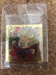 即決 新品 ドラゴンボール 超戦士シールウエハースZ 2弾　w2-02 トランクス　超サイヤ人　SR 鳥山明