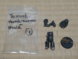 ウォーハンマー Rogue Trader Terminator with Thunderhammer ＆Shield（４）