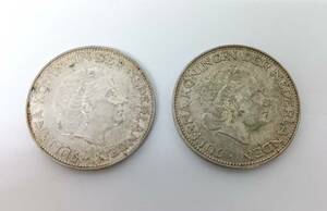 ■オランダ銀貨　ユリアナ女王 2.5ギルダー銀貨　1961年・1964年　計２枚■aj144