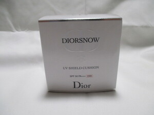 DIOR　ディオール　スノー　UV　シールド　クッション　Ｃ０３　１５ｇ×２　未使用品