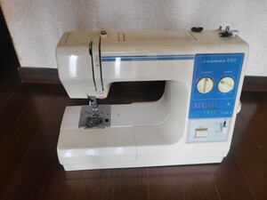 JANOMEジャノメ 家庭用ミシン 682　ジャンク品