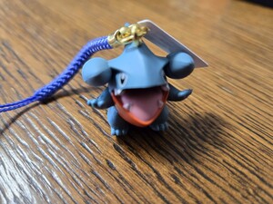 新品　未使用　ポケモン根付マスコット　フカマル　ガチャ ポケットモンスター