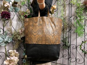 ●美品●CELINE セリーヌ●バーティカル カバ●パイソン 型押し カーフ レザー 本革●トート バッグ●黒 ブラウン系●G金具●A4●Js53688