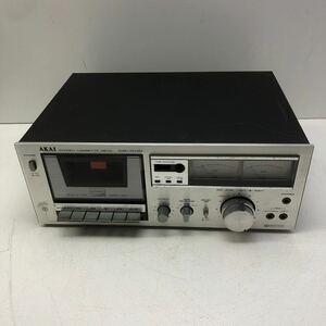 【通電OK】AKAI ステレオカセットデッキ GXC-704D テープ再生OK 現状品 中古オーディオ機器 05281644