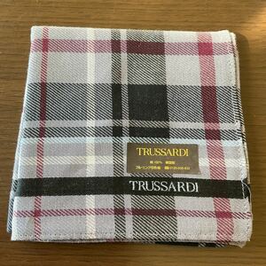 【送料無料】トラサルディ(TRUSSARDI)ハンカチ 新品