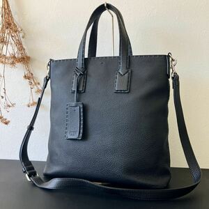 ●【極美品】FENDI フェンディ セレリア 2WAY トートバッグ/本革/シボ革レザー/ブラック/イタリア製/ユニセックス/