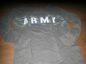 ARMY　150　カーキ長袖Ｔシャツ