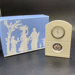 WEDGWOOD ウェッジウッド 置時計 ホワイト ピンクハート　no.36