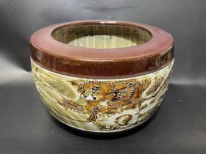 極上 辰 龍 火鉢 金魚鉢 メダカ 水鉢 睡蓮鉢 魚缶 陶器 陶芸 陶磁器 甕 カメ 花瓶 傘立て 工芸品 花器 華道