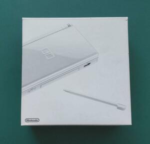 【中古品・外箱、充電器付】良品ニンテンドーDS LiteクリスタルホワイトA15