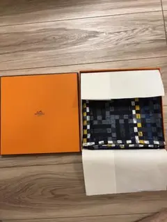 新品同様 エルメス HERMES カレ90  CARREシルクスカーフ チェック