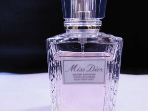 C.Dior:ミスDシルキー ボディミスト １００ml 中古品　３２００円