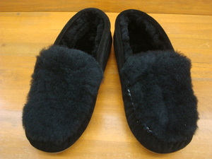 新品19日本限定EMU(エミュ)シープスキンモカシン(スリッポン) Cairns Reverse Fur 25cm Black