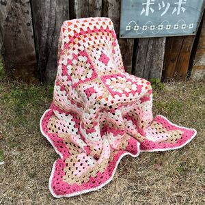 【USA vintage】Granny Blanket pink × beige square グラニーブランケット　ピンク　ベージュ　白　スクエア　アメリカ　ビンテージ