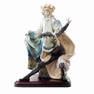 LLADRO リアドロ リヤドロ ベネチアン カーニバル 01001816 フィギュリン 陶磁器人形 難有 折れ欠け有 磁器【中古】 JA-16726