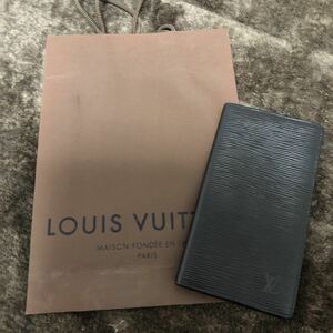 ルイヴィトンLouis Vuitton長札入れ 二つ折りエピノワール（ブラック）長財布