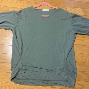 d,eliceuxレディース半袖Tシャツ XL サイズ　カーキ