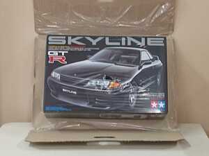 〔完全未開封品シュリングパック一部破れ有り〕 タミヤ 1/24 ニッサン スカイラインGT-R (R32) 定形外郵便可能