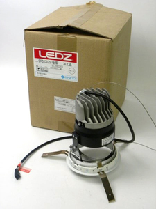 [未使用]遠藤照明 ユニバーサル LEDダウンライト ERD2307S 球付 在庫2