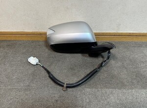 GE8 フィット RS GE6 フィット 純正 LED ウインカー付 ドアミラー 右 運転席側 9ピン　カラー NH704M