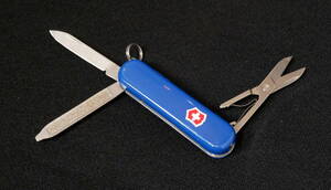 ▼送料210円(R610-H146) VICTORINOX ビクトリノックス スイスライト ブルー ナイフ 携帯ナイフ ツール アウトドア キャンプ 箱付き