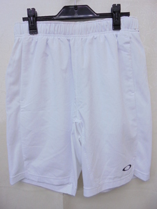 【KCM】Z-iro1-207-M★展示品★【OAKLEY】メンズ　ハーフパンツ　SLANT PLAIN SHORTS 9INCH 2.0　FOA401671　ホワイト　JPN=M・US/EU=S