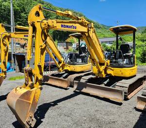 KOMATSU　PC40MR-２